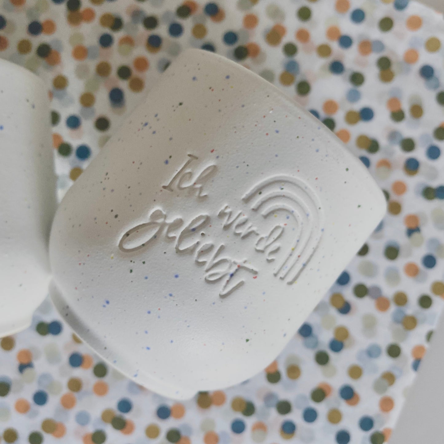 Ceramic mug "I am loved" confetti/taupe 200ml