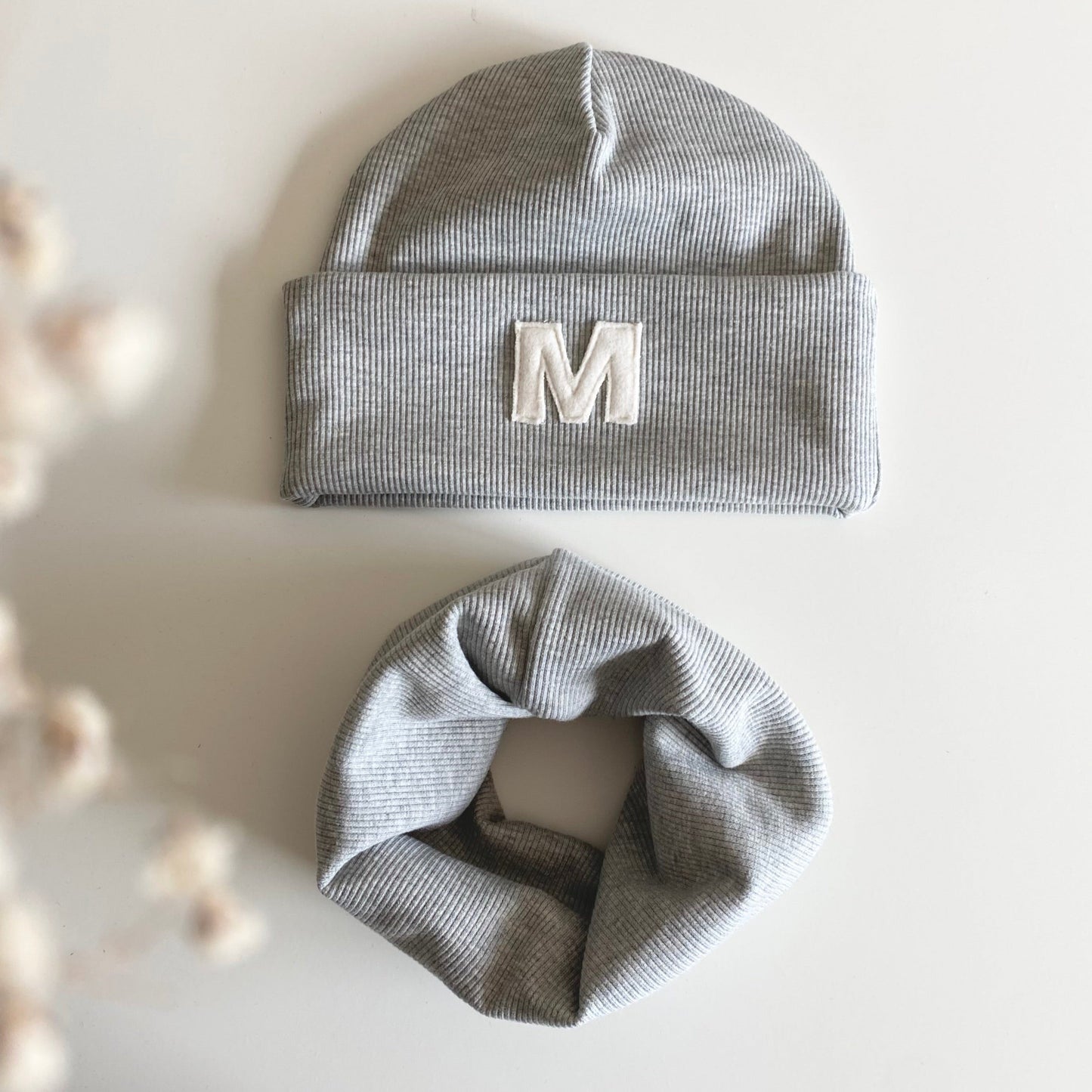 Set Beanie mit Umschlag & Loop