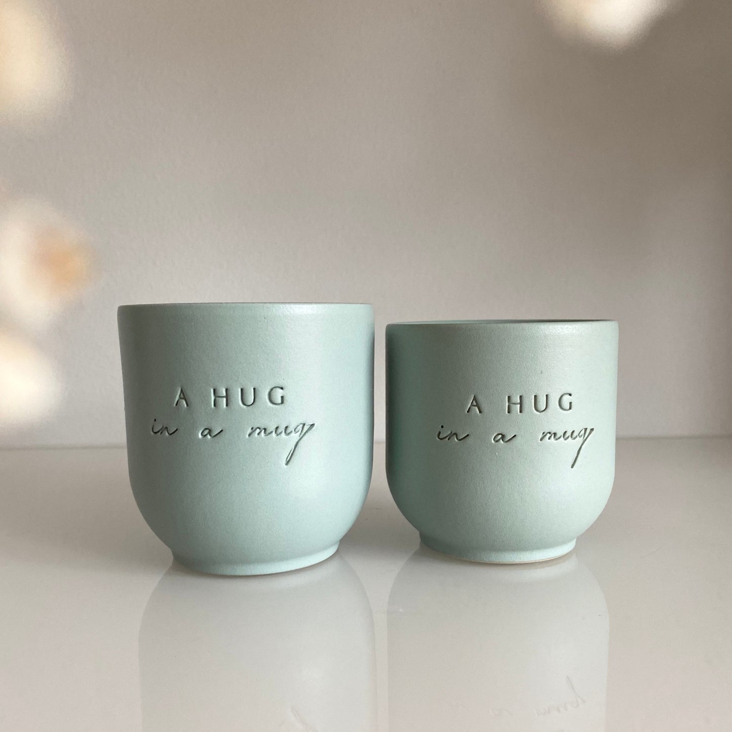 Keramik Becher „A hug in a mug“ groß (260ml)