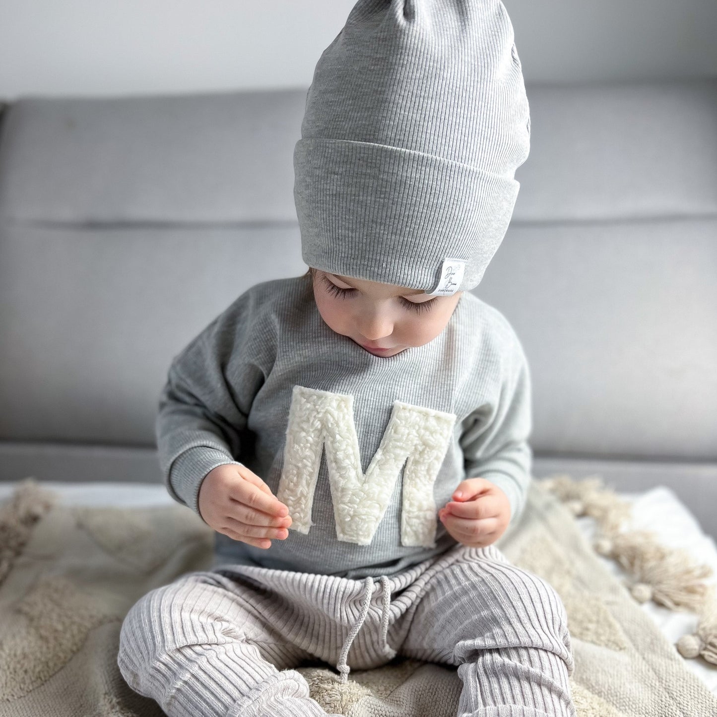 Oversized initials sweatshirt with cuffs